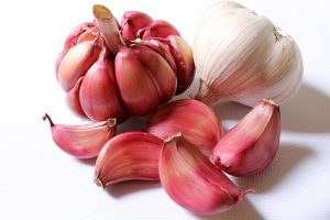Knoblauch schneiden